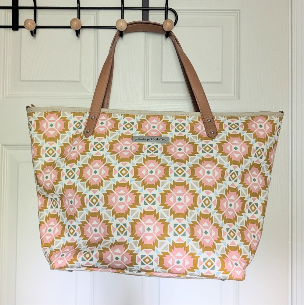 LIKE NEW Petunia Pickle Bottom Downtown Diaper Tote Glazed Mosaics Montijo